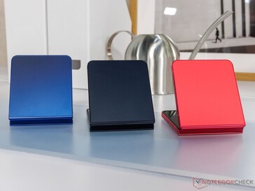 Galaxy Z Flip 7 botten (bildkälla: Notebookcheck)