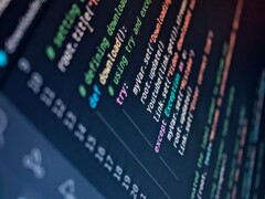Närbild på en skärm som visar Python-källkod markerad i färg