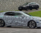 Mercedes C-Klass EQ: Spionbilder på den nya elektriska sedanen - Genombrott i design och räckvidd. (Bildkälla: Andrei Nedelea)pdatalöftet är betydligt begränsat.