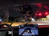 Ny rengöringsrutin för torkare i Tesla Model Y. (Bildkälla: @DirtyTesLa/X)