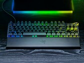 Razer Huntsman V3 Pro TKL 8KHz gaming-tangentbord visas på skrivbordet (Bildkälla: Razer)