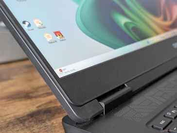 Inga alternativ för kant-till-kant-glas, OLED eller pekskärm för att hålla kostnaderna nere