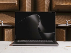 Surface Laptop Ultra har en 15-tums Mini LED-skärm.