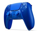 DualSense-kontrollen Icon Blue Special Edition har små PlayStation-ikoner på pekplattan.
