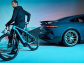 Åtstramningsåtgärderna i Stuttgart har lett till att Porsche har stängt tre dotterbolag och fokuserar på sin kärnverksamhet.