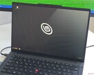 Lenovo ThinkPad T14 Gen 7, som kör Linux Mint.