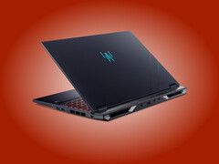 Den nya Predator Helios Neo 16 (PHN16-I71) väger 2,7 kg.