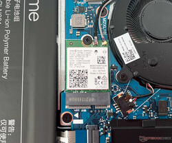 Intel Wireless-AC 9560 WLAN-kortet kan bytas ut av användaren