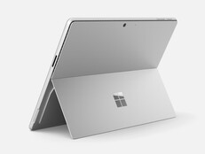 Surface Pro 12 i färgen Platinum.