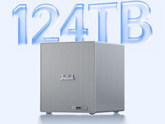Wildcat Lake NAS levereras med inbyggt UFS 3.1-lagringsutrymme. På bilden: en reklambild av ME Pro 304 där det totala lagringsutrymmet är markerat.