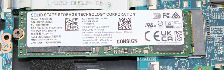 En PCIe 4.0 SSD fungerar som systemdisk.