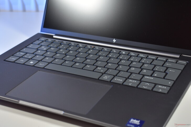 HP ZBook 8 G1i 14: Tangentbord
