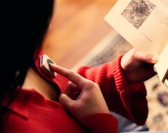 Button är en liten bärbar AI-produkt.