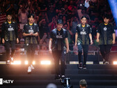 MongolZ-laguppställningen (bilden) vid öppningsceremonin för den pågående Blast Major i Austin. (Bildkälla: HLTV)