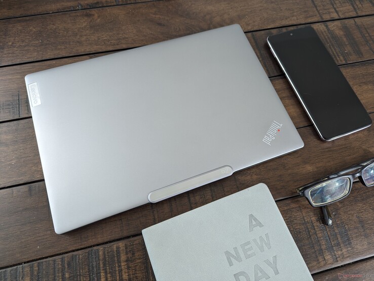 Lenovo ThinkPad Z13 Gen 2 i Arctic Grey