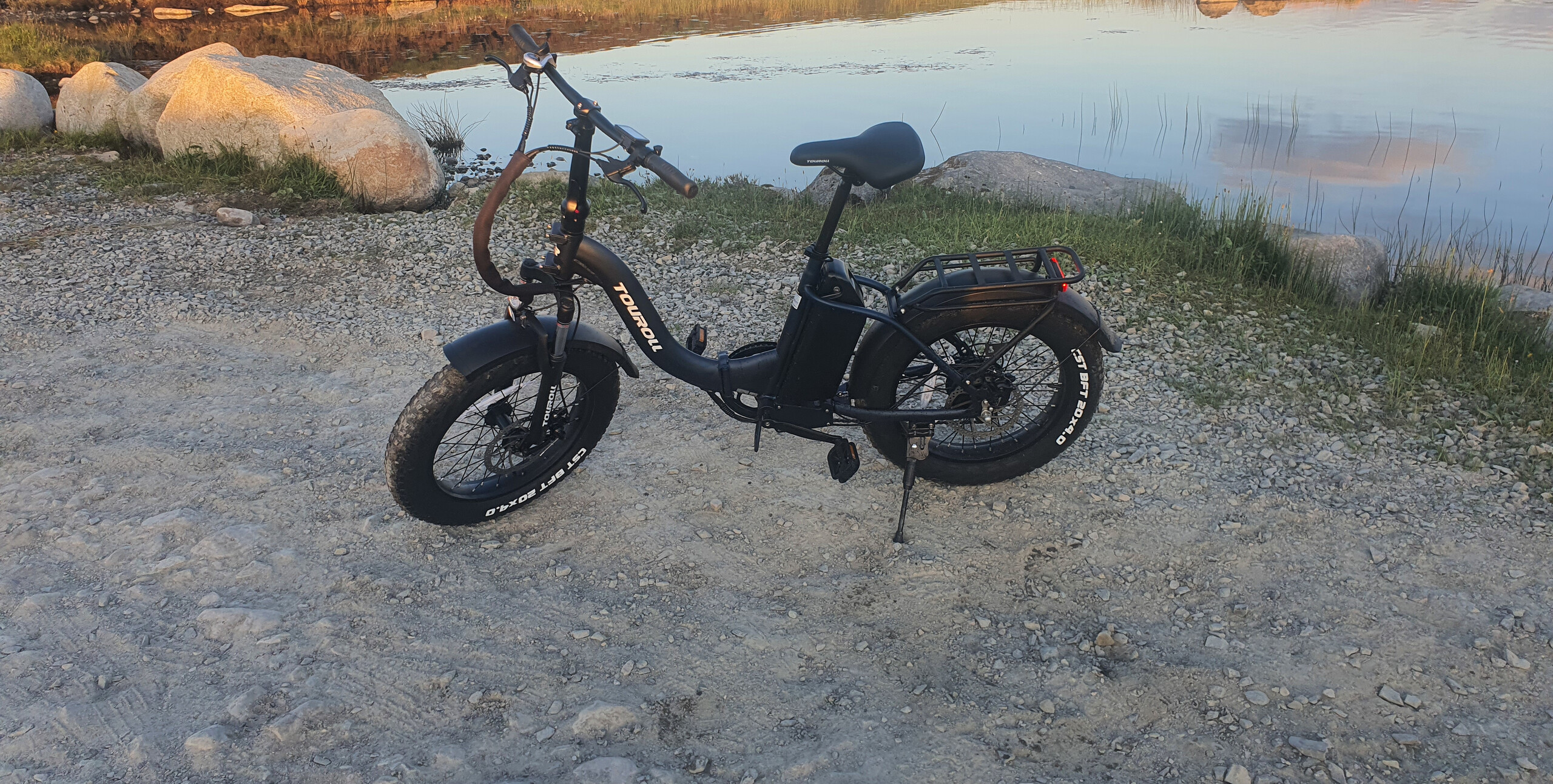 Bästa E-Fatbike under 800 dollar tack vare stark terrängprestanda och lång räckvidd - Touroll S2 recension