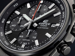 En närbild av urtavlan på Casio Edifice EFS-S660PB-1A.