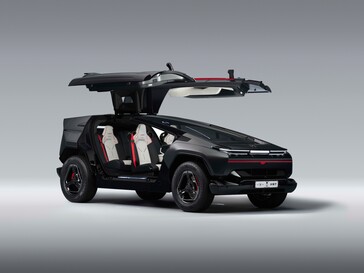 Ceer EXOBOT SUV.