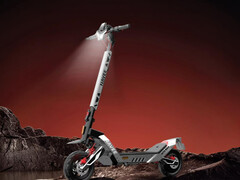 Navees XT5 e-scooter (bilden) kommer att lanseras i USA och Europa. (Bildkälla: Navee, redigerad)