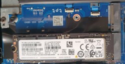 Samsung PM9A1 (MZVL2512HCJQ): PCIe Gen4x4. andra facket: Gen3x4.