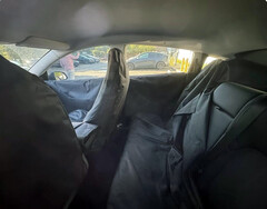 Budgetmodellen Y kommer inte att ha panoramatak. (Bildkälla: DriveGreenLiveGreen/X)