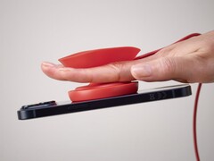 IKEA har släppt sina Västmärke trådlösa laddningsaccessoarer i fler länder. (Bildkälla: IKEA)