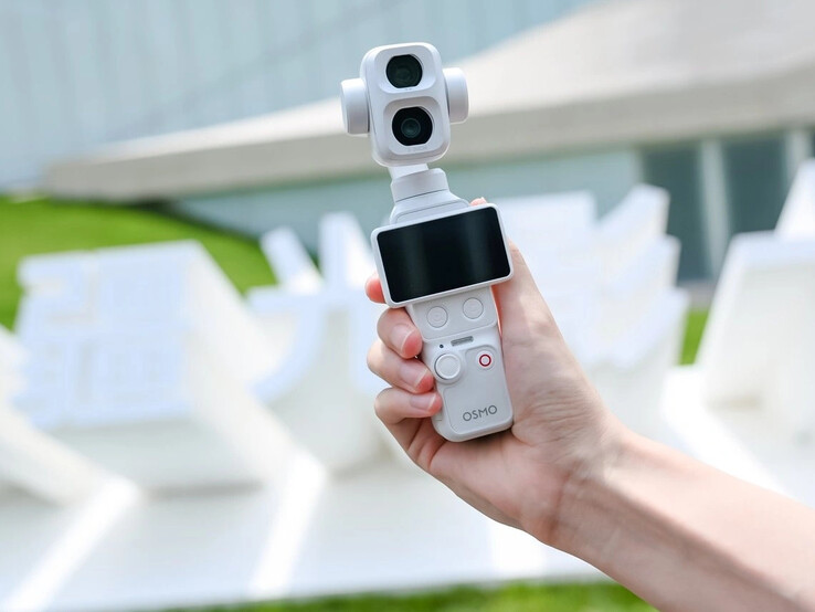 DJI Osmo Pocket 4P i pärlvitt.