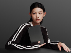 Redmi K Pad 2 kostar från cirka 527 USD i Kina. På bilden: en kampanjbild av den svarta färgställningen.