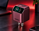 Ugreen Nexode Pro 45 W-laddaren i färgen Burgundy