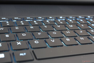 CherryMX-tangenterna är mycket behagliga att skriva på, men vissa användare kanske inte gillar den höga återkopplingen