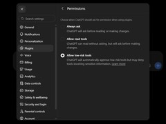 Skärmdump av ChatGPT-inställningar, plugins och behörigheter med alternativen ”Fråga alltid”, ”Tillåt läsverktyg” och ”Tillåt verktyg med låg risk”
