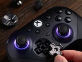 8BitDo Ultimate 3E Controller för Xbox har en utbytbar D-pad i metall.