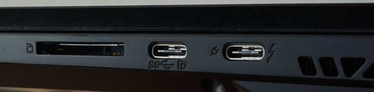 Hamnar till höger: SD-kortläsare, USB-C (10 Gbit/s, DP), Thunderbolt 4