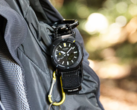 Casio Pro Trek PRJ-B001B-1 (bilden) använder ett band av paracord-typ. (Bildkälla: Casio)