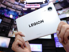 Den kommande Legion Y700 Infinite kommer att vara utrustad med Snapdragon 8 Elite Gen 5 Leading Version. På bilden: surfplattan i vitt.