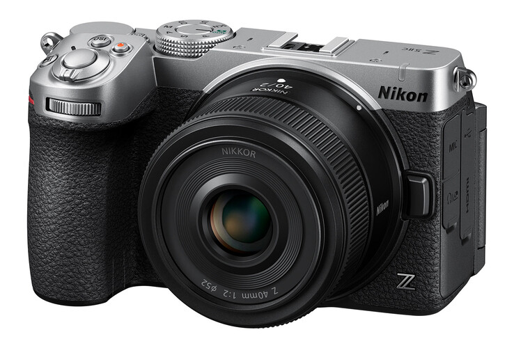 Nikon Z5IIC spegellös kamera.