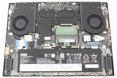 Kylenheten på Legion 7 16 kan hantera 145 watt. (bildkälla: Notebookcheck)
