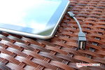 Användbar: adapter från micro USB till standard-USB