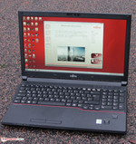 Fujitsu Lifebook E554