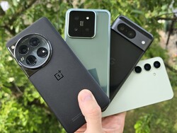 Jämförelse: OnePlus 12, Google Pixel 8, Samsung Galaxy S24 och Xiaomi 14. Granskningsenheterna har vänligen tillhandahållits av Google, OnePlus och Xiaomi.