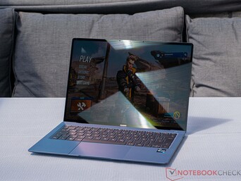 MateBook X Pro 2023 i solljus