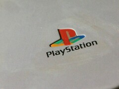 Sony släppte den ursprungliga PlayStation redan 1994 i Japan.