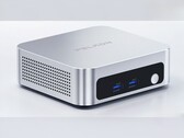 Bilden visar ett foto av mini-PC:n Peladn WO5 304 i silverfärg. 