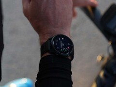 Garmin har släppt betaversion 17.40 för Forerunner 945 LTE smartwatch (bilden). (Bildkälla: Garmin)