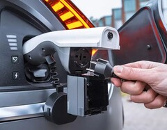 En EV6 med V2L. Elfordon höll hushållen strömförsörjda under cyklonen Alfreds strömavbrott i Australien (Bildkälla: Kia)