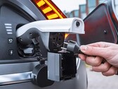 En EV6 med V2L. Elfordon höll hushållen strömförsörjda under cyklonen Alfreds strömavbrott i Australien (Bildkälla: Kia)