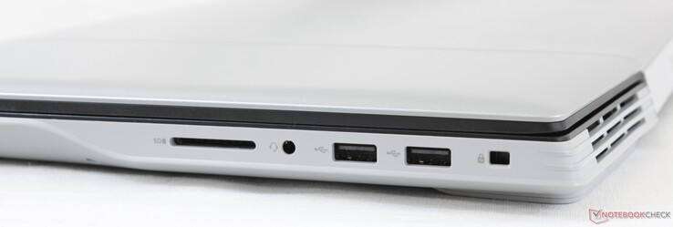 Höger: SD-kortläsare, 3.5 mm kombinerad ljudanslutning, 2x USB 2.0 Typ A, Noble-lås