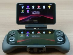 Retroid Dual Screen Add-on kan spegla din handhelds skärm eller visa ett annat innehåll. (Bildkälla: Retroid Pocket)