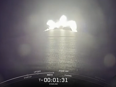 Vy från en kamera monterad på det första steget i en SpaceX Falcon 9-raket (Bildkälla: SpaceX)