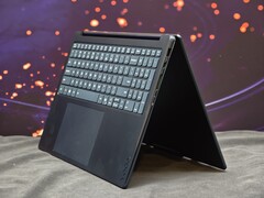 Lenovo har visat upp en 2-i-1-bärbar dator med Nvidias RTX Spark